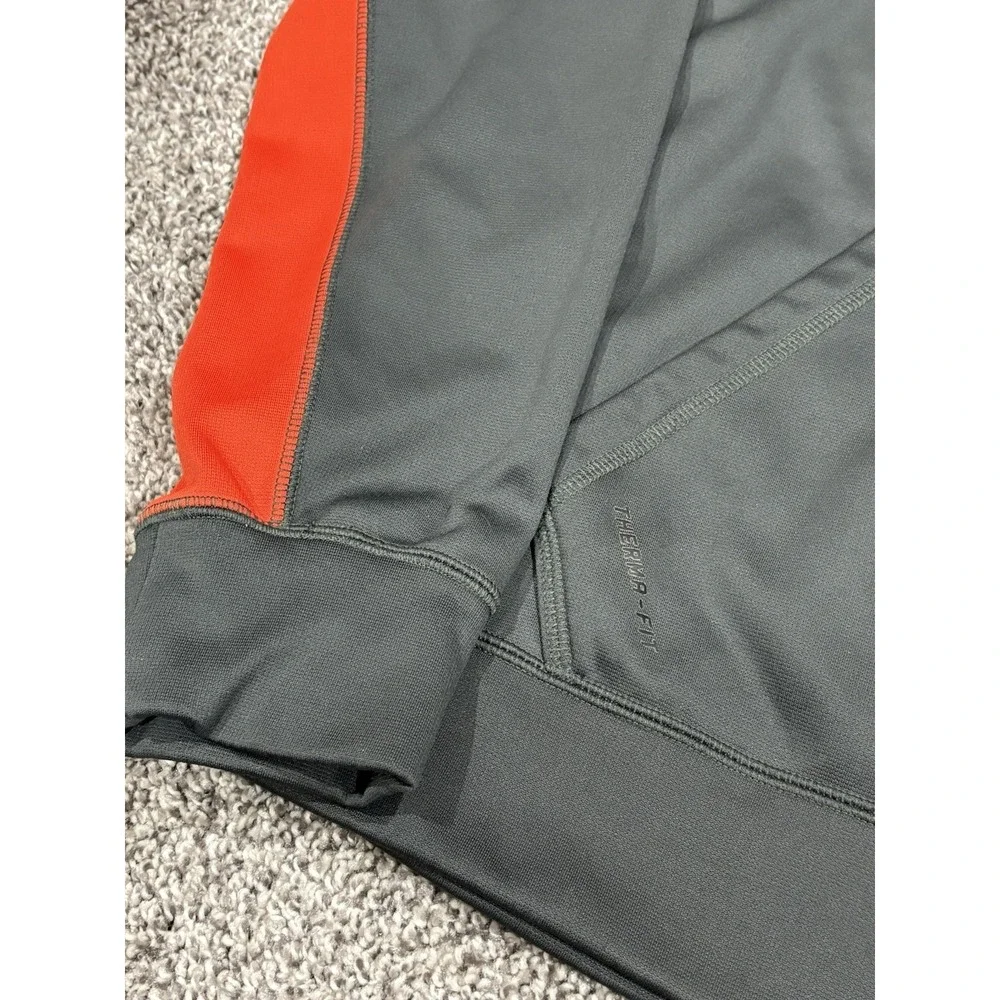 Nike Therma Fit Men Gray Orange Swoosh Hoodie Sweatshirt Size Medium‎